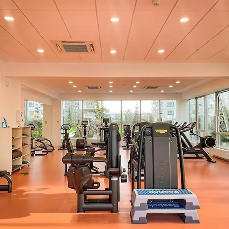 Luxury In Luxuria * Βουκουρέστι